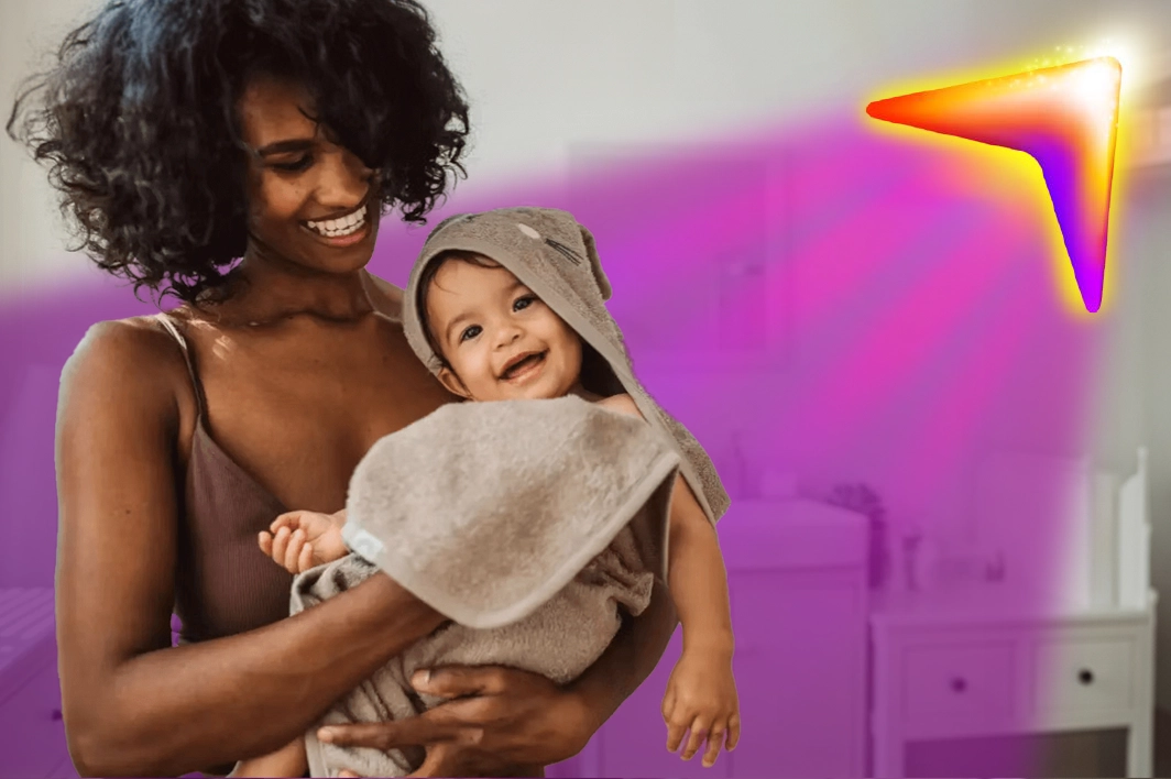 Como tratar a urticária e outras alergias na pele do bebê? Em primeiro lugar, consulte um alergista - ele irá receitar o antialérgico adequado. Para aliviar a coceira, evite banhos longos e quentes, use sabonete neutro e hidrate a pele com produtos específicos para bebês.