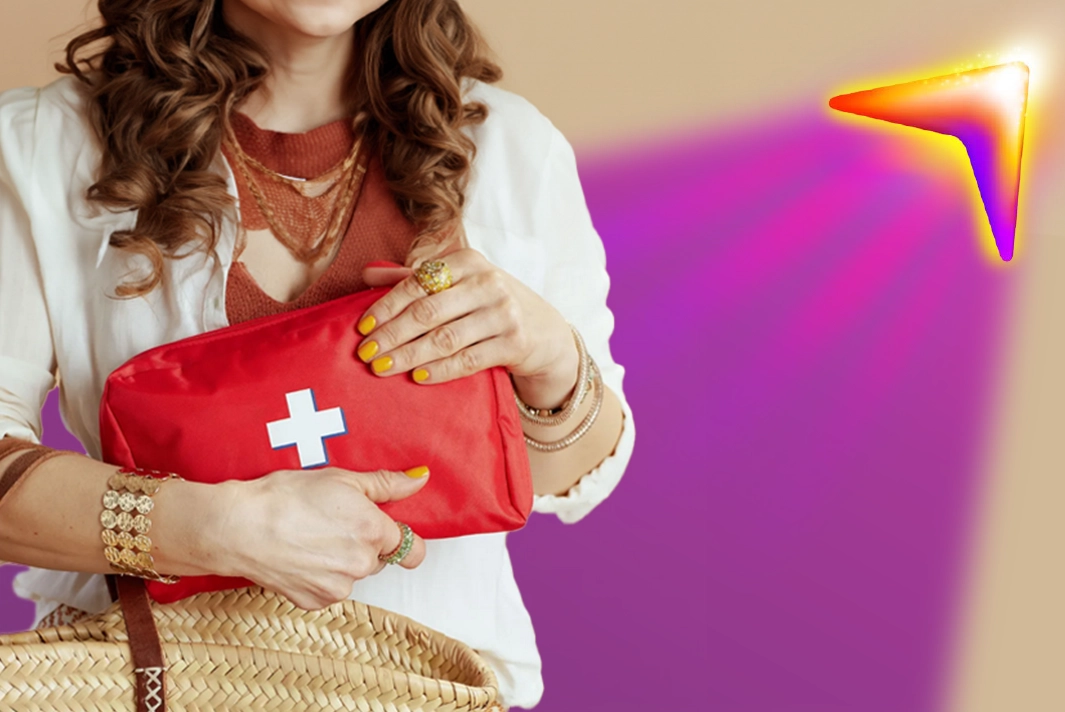 Ter um bom kit farmacinha é importante em qualquer viagem. Ter com você alguns itens essenciais em caso de problemas pode ajudar muito a relaxar com tranquilidade. Sua farmacinha precisa ter aquilo que você considera importante e só.